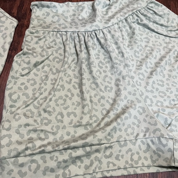 Abela Story and Co. Tank and short PJ set - Picture 2 of 5